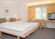 Hotel Weiss Kreuz, Thusis, Zimmerbeispiel