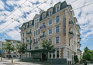 Hotel Mirabeau, Lausanne, Außenansicht, Hotel Mirabeau, Lausanne, elegante Außenansicht bei Sonnenschein.