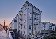 Dorint Hotel Bonn, Außenansicht, Dorint Hotel Bonn bei Abenddämmerung, moderne Außenansicht.