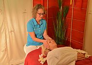 Parkhotel zum Stern, Wellness, Entspannende Wellness-Massage im Parkhotel zum Stern., Entspannende Wellness-Massage im Parkhotel zum Stern.