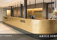 Hotel Kreuz Bern, Lobby, Moderne Lobby im Hotel Kreuz Bern, stilvoll und einladend.