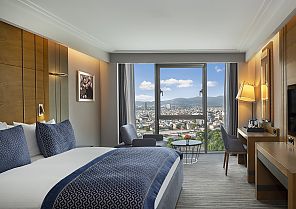 Mövenpick Hotel, Beispielzimmer