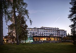 5-Sterne Wellness-Luxus im Alpenparadies Flims 5-Sterne Wellness-Luxus im Alpenparadies Flims